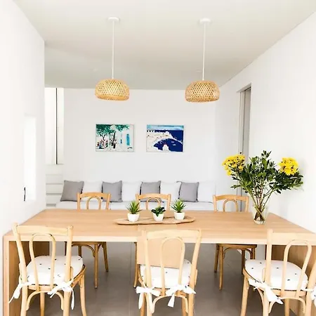 빌라 Serendipity With 3 Bedrooms Walking Distance To The Beach! Platys Gialos (Mykonos)
