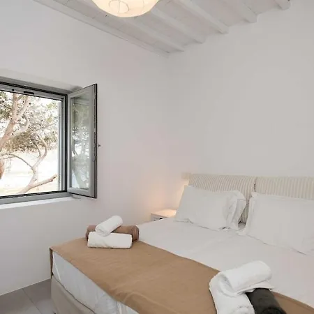 Serendipity With 3 Bedrooms Walking Distance To The Beach! Villa *
