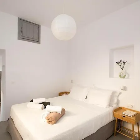Serendipity With 3 Bedrooms Walking Distance To The Beach!