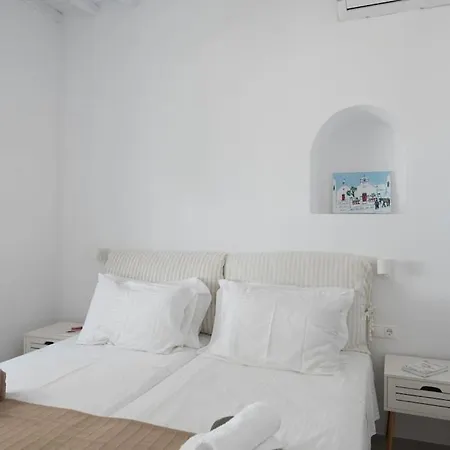 Serendipity With 3 Bedrooms Walking Distance To The Beach! *