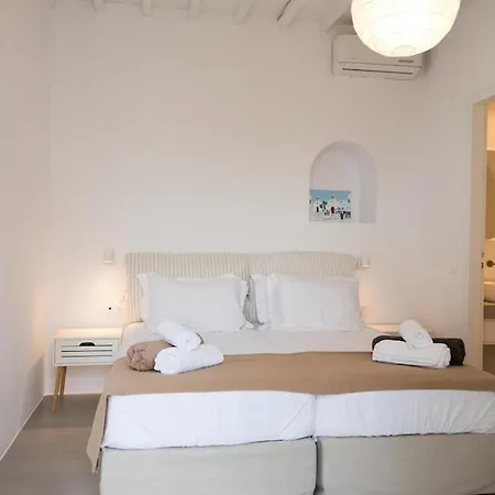 Serendipity With 3 Bedrooms Walking Distance To The Beach! Vila *