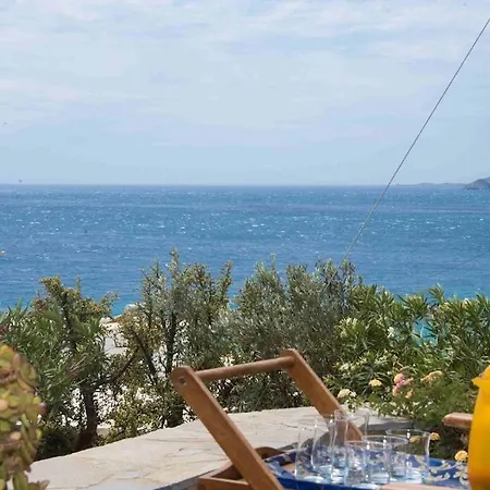 Serendipity With 3 Bedrooms Walking Distance To The Beach! Platys Gialos (Mykonos)